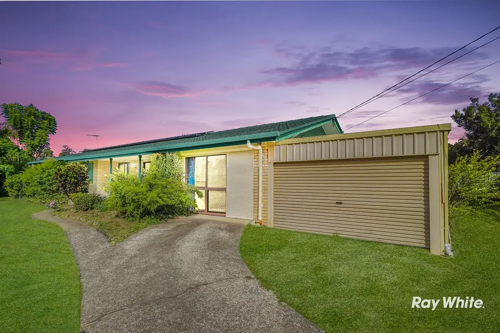 Spacious Family Home Located in the Heart of Springwood!
