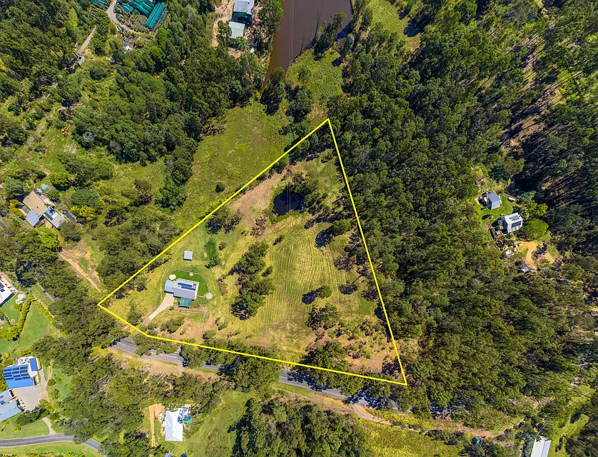 725 Old Maryborough Road, Chatsworth, Wide Bay, 4 Kuwarto, 2 Banyo, Lifestyle Section