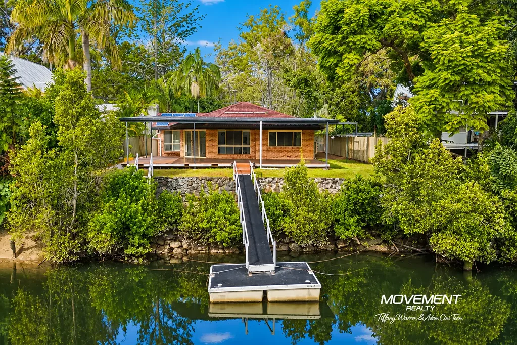 Beachmere 3 Slaapkamer Discover Peaceful Riverfront Living in Beachmere