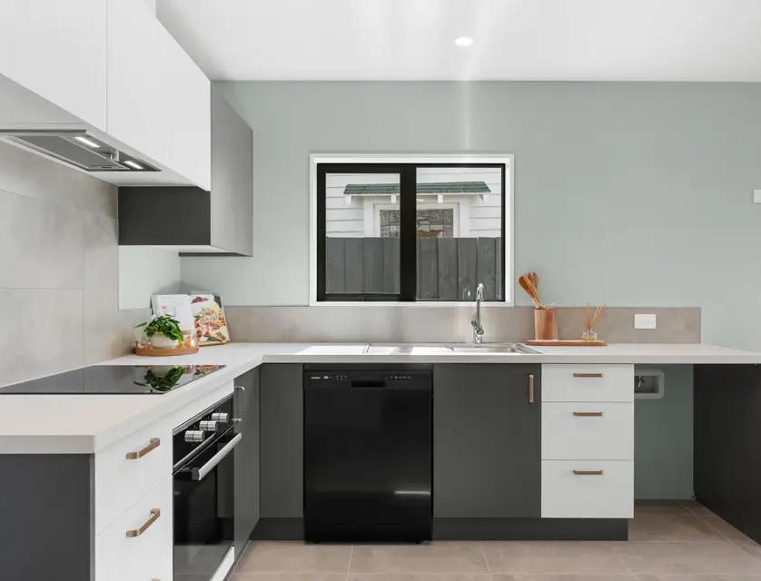 1/581 Worcester Street, Linwood, Christchurch, Canterbury, 2房, 1浴, 城市屋