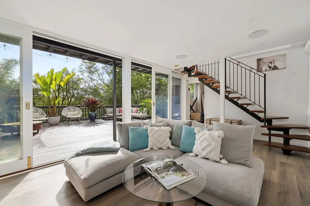 Elanora Heights 4બેડરૂમ Elevated Family Living in Peaceful Cul-de-Sac