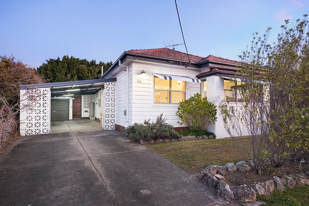 54 Brett Street, Georgetown, NSW 2298