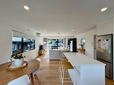 Forrest Hill, 3 bedrooms