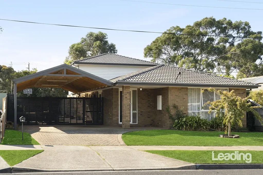 4 Blyton Crescent, Sunbury, VIC 3429