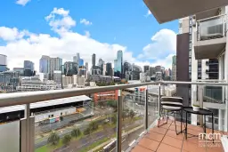 155/79 Whiteman Street, Southbank