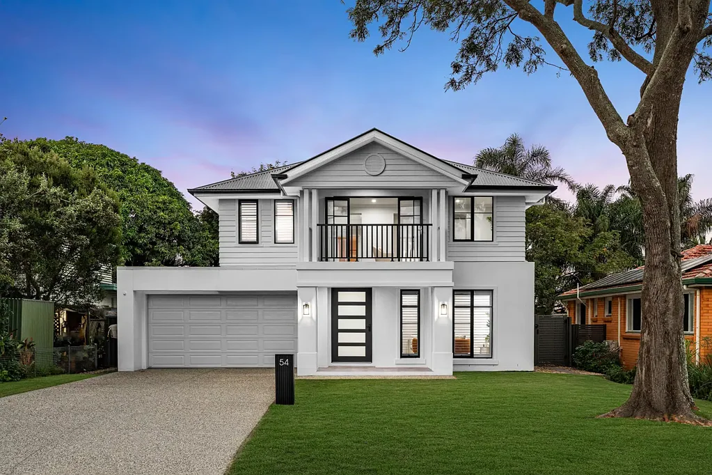 Wynnum West 5部屋 Modern Luxury Meets Effortless Entertaining - Built by Plantation Homes in 2023