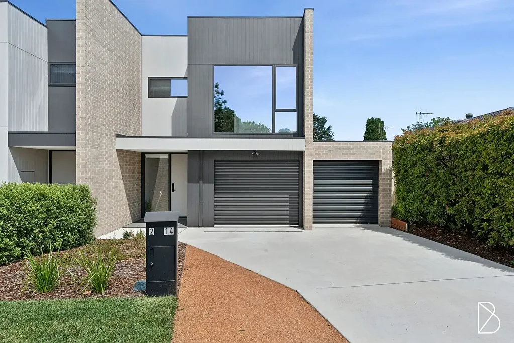 2/14 Conyers Street, Hughes, ACT 2605