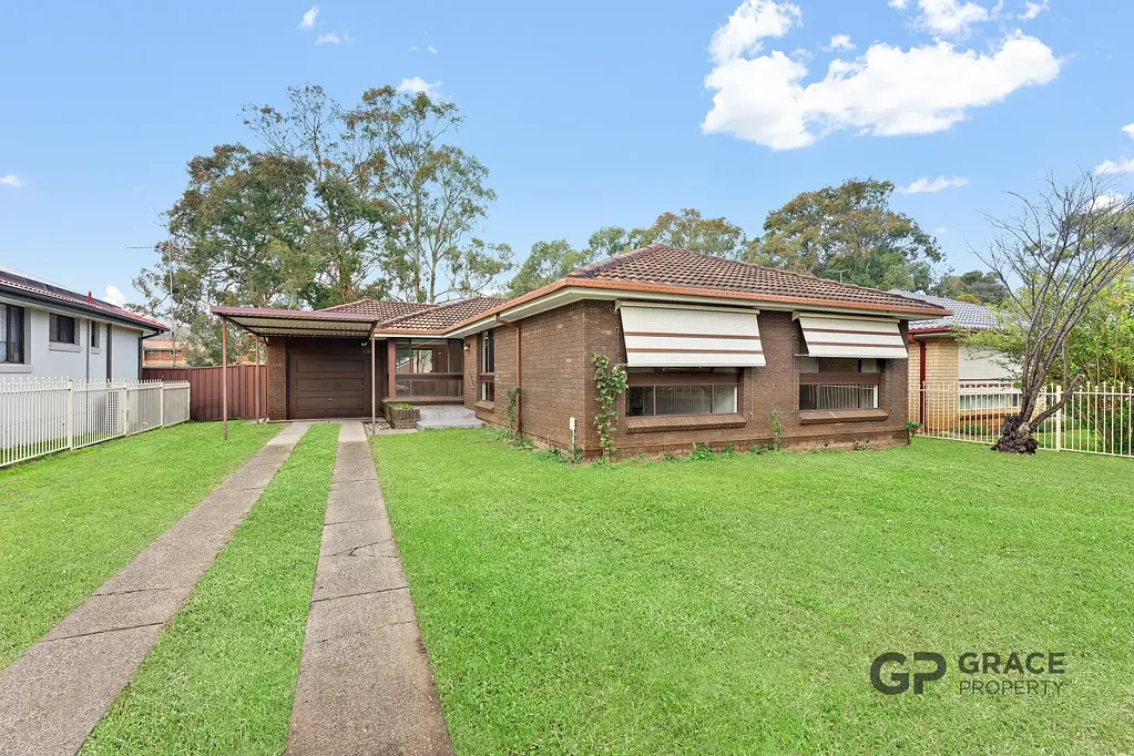 Charming 4-Bedroom Family Home in Prime Location