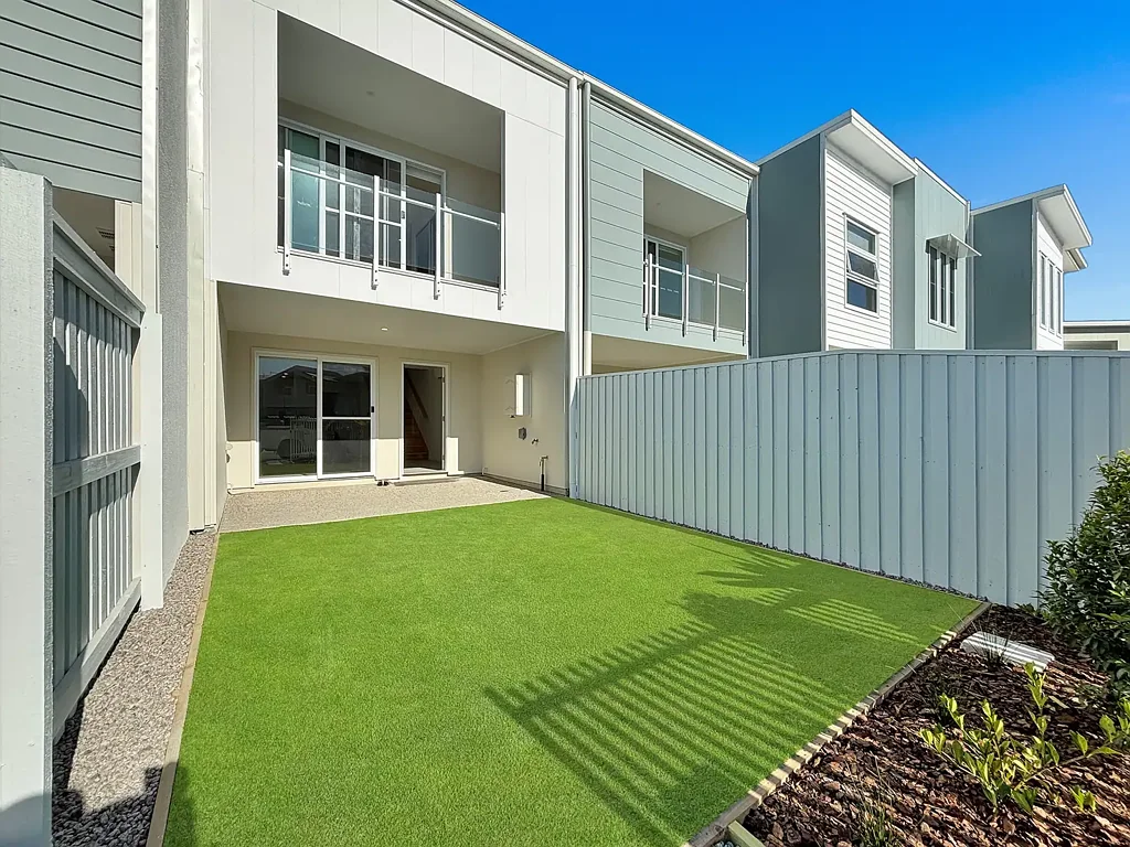 Brand New Living in the Heart of Nirimba!