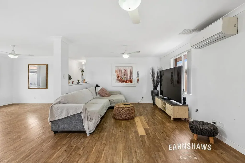 High Wycombe 3房  The Perfect Blend of Comfort and Convenience
