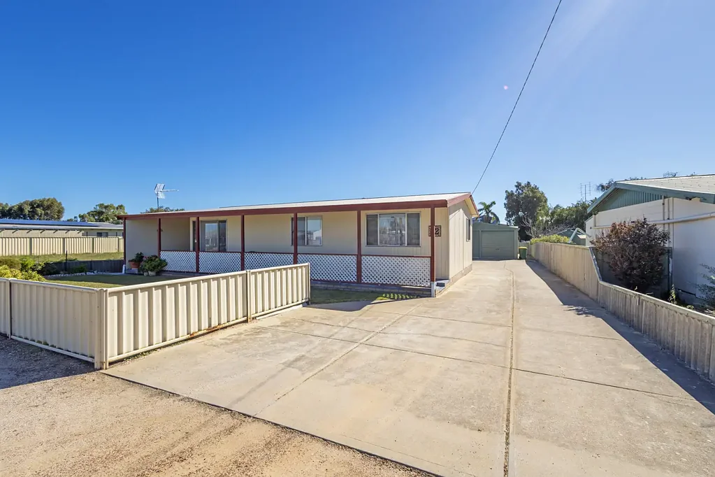 Jurien Bay 3कमरा UNDER OFFER