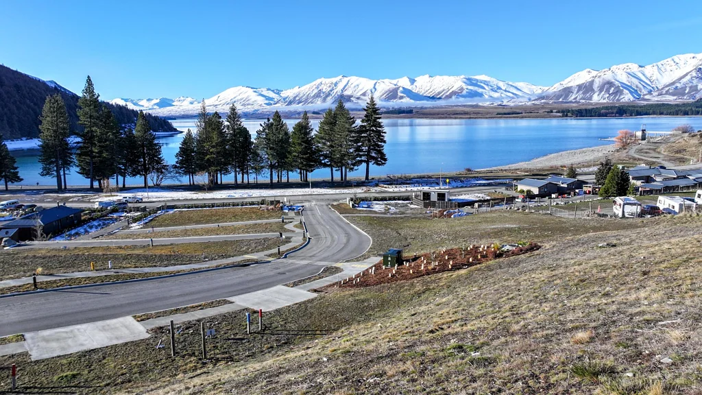 Lake Tekapo The Wait is Over: Station Bay Lake Tekapo