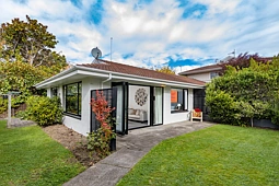 1/57 Bristol Street, Saint Albans