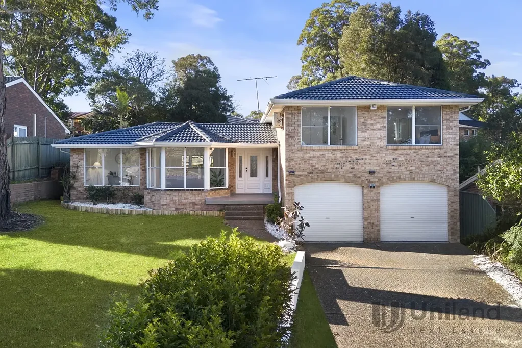 Cherrybrook 5 Bedroom Exceptional proportions, beautiful poolside entertaining and premium school catchments