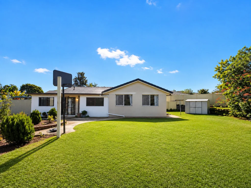 Runcorn 3房 照片即将发布 Rare 902sqm Cul-De-Sac Oasis with Year-Round Entertaining in Enclosed Rumpus