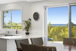 17 Sapphire Crescent, Sapphire Beach