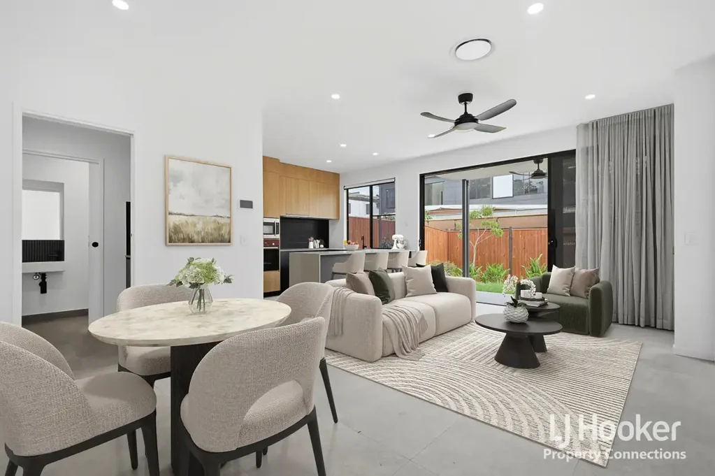 Luxury Living at Alba Residences - Near New Townhome in Alba