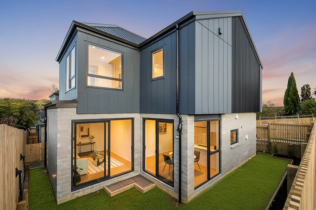 Pakuranga Heights 4Kwarto Freestanding, Stylish & Convenient