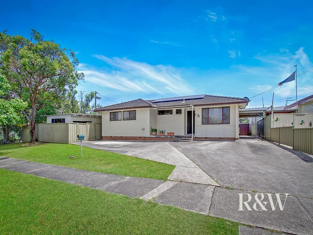 16 Saidor Road, Whalan, NSW 2770