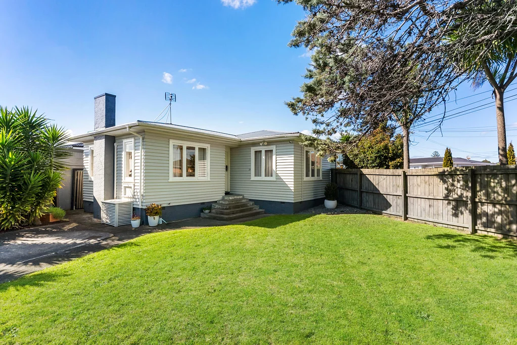 Papatoetoe 1房  She's a Gem!