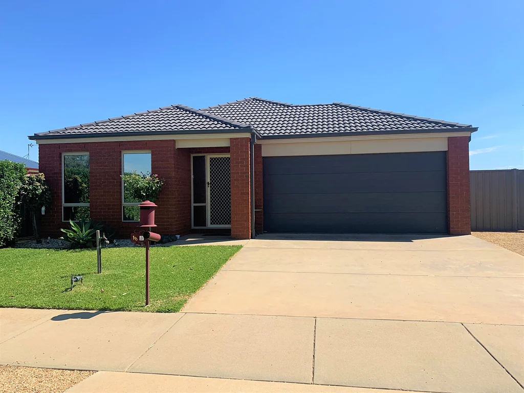Tatura 3ห้องนอน Elegant Lifestyle Living in Northlinks Estate - 300m from the Golf Course!