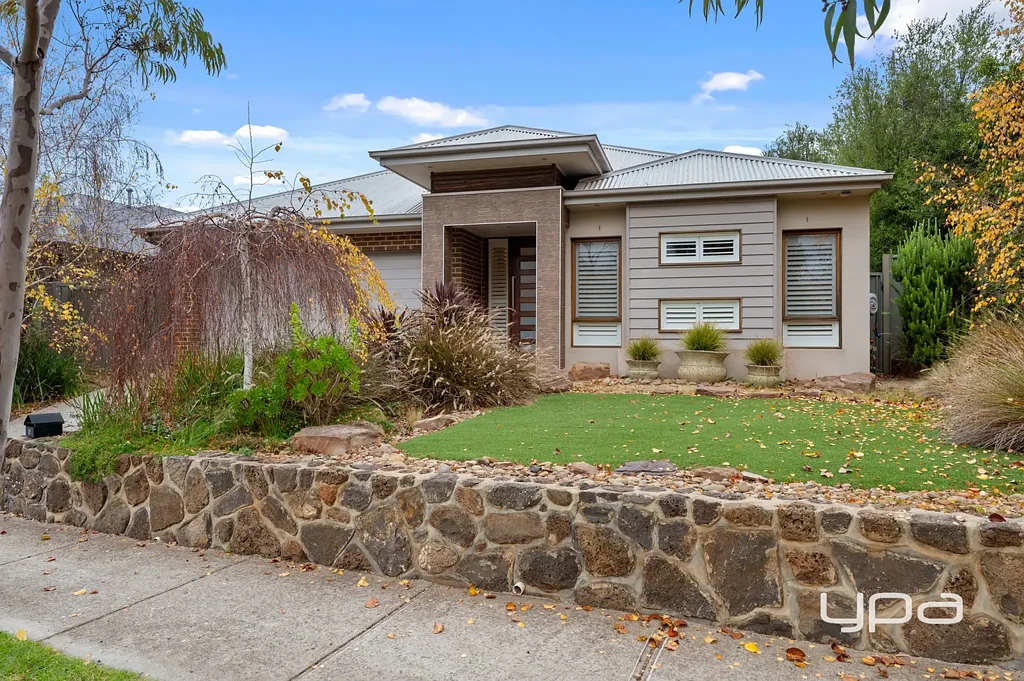 8 Cassinia Boulevard, Maddingley, VIC 3340