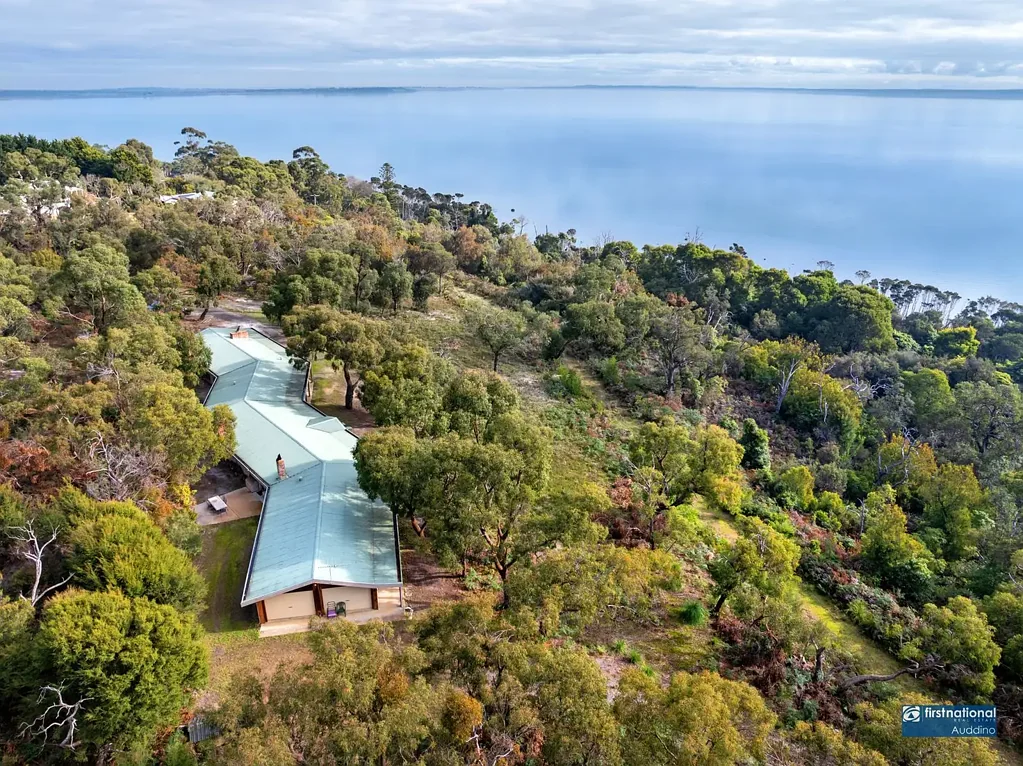 Grantville 4 Bedroom SEABANK