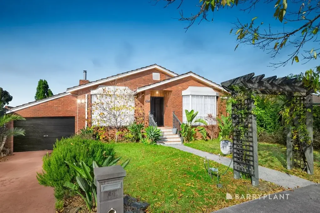 67 Veronica Crescent, Mill Park, VIC 3082