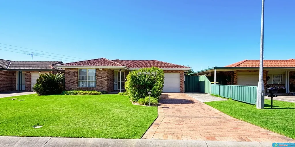 Well presented 4 bedrooms brick veneer home