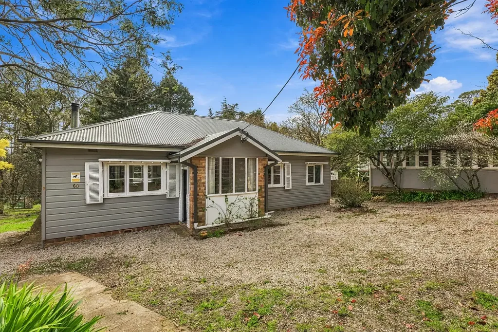Mount Victoria 2બેડરૂમ MUST BE SOLD - EXCELLENT OPPORTUNITY TO ADD VALUE