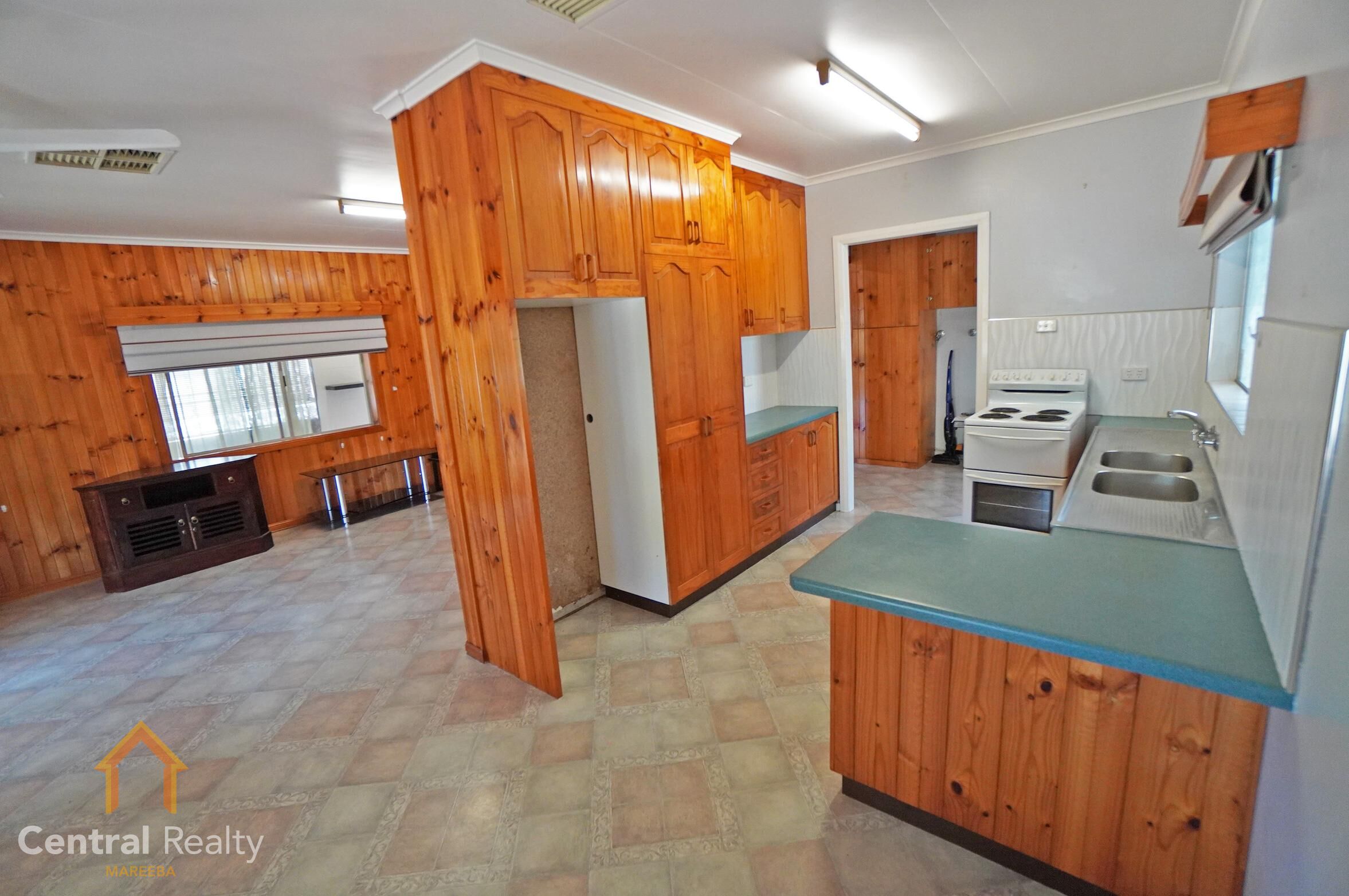 3 CARROL ST, MAREEBA QLD 4880, 0部屋, 0バスルーム, House