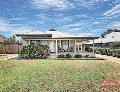 66 Felspar, Narrogin, WA 6312, 6 ਕਮਰੇ, 3 ਬਾਥਰੂਮ, House
