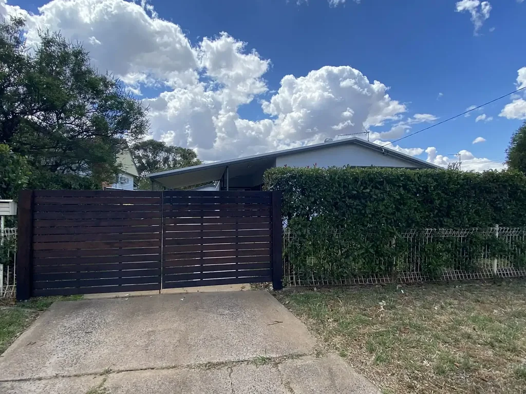Charming Country Living in Dubbo - 3 Bedroom Home for Rent