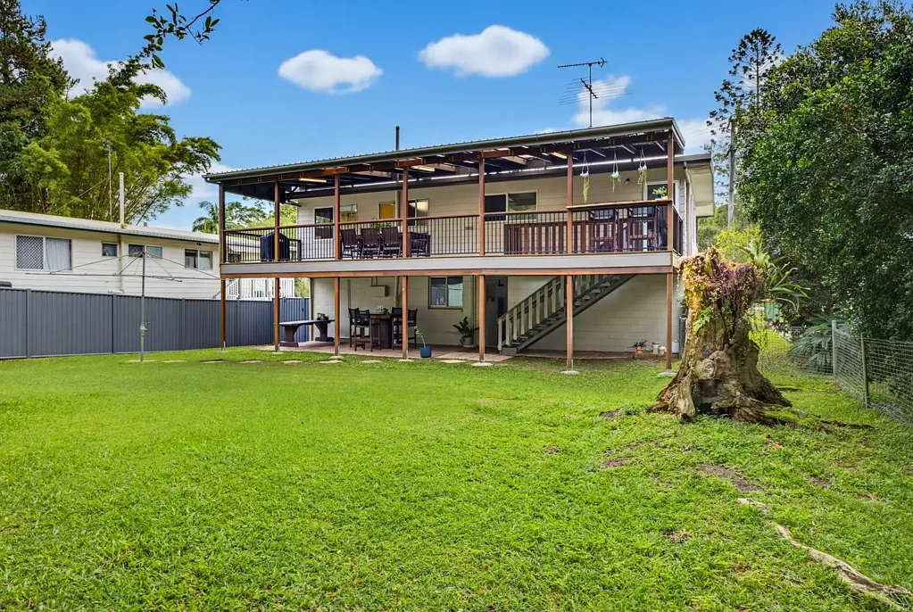 Nambour 3Kwarto Nothing to Spend, Plenty of Room to Grow - Much Loved Family Home Ready for it's Next Chapter