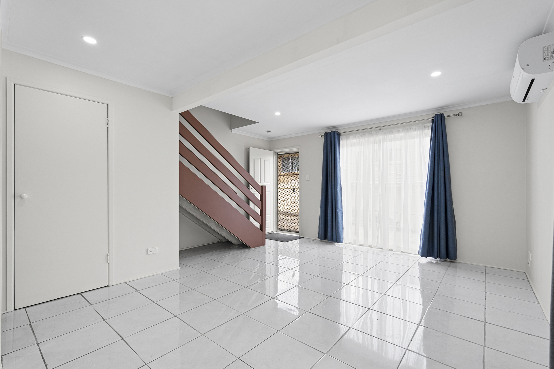 RODA COURT 38 DEFIANCE RD, LOGAN CENTRAL QLD 4114, 0 غرف, 0 حمامات, Townhouse