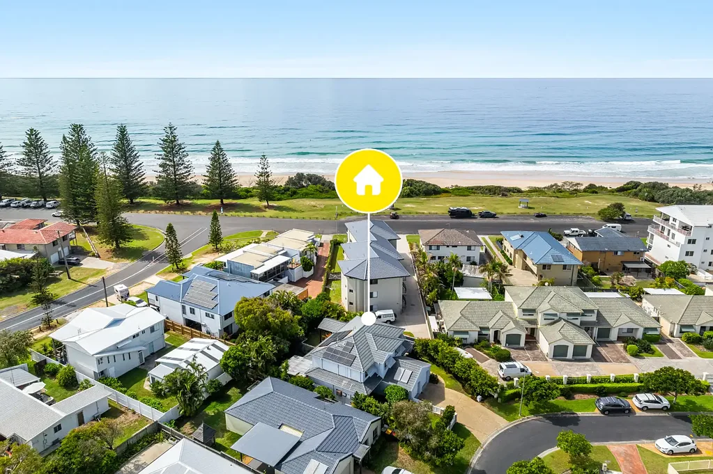 2/10 Beachside Way, Yamba, NSW 2464
