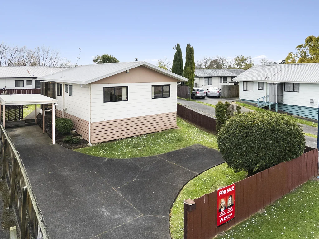 Red Hill 3 Slaapkamer OWNERS DOWNSIZING - RENO OPPORTUNITY - READY TO GO