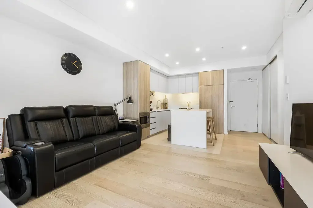Kirrawee 2कमरा Modern and Ultra Convenient Two Bedroom Apartment
