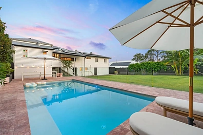 Pomona 4Zimmer Beloved Queenslander on Pomona's Most Enchanting Street Awaits
