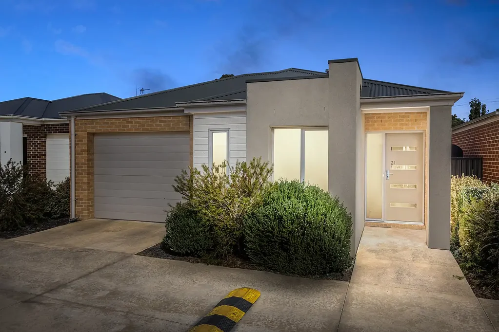 21 Kevlar Close, Canadian, VIC 3350