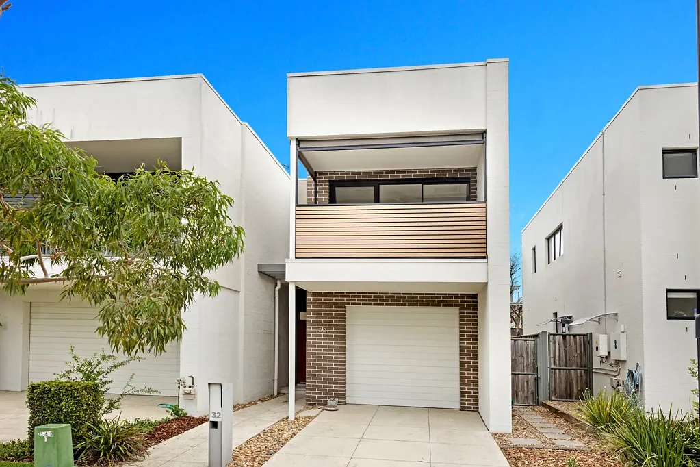 32 Greenbank Drive, Blacktown, NSW 2148