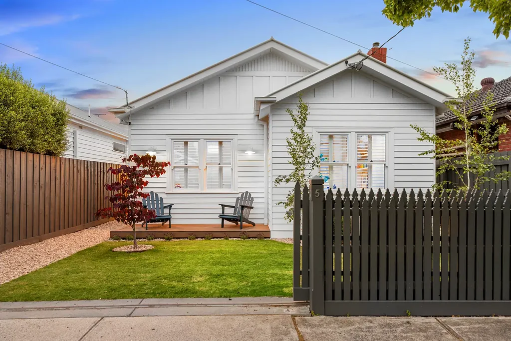 5 Molesworth Court, West Footscray, VIC 3012