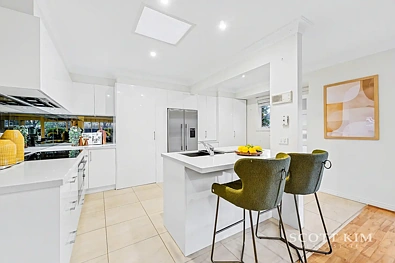 2/23 Headingley Road, Mount Waverley, VIC 3149, 3 slaapkamers, 2 badkamers, House