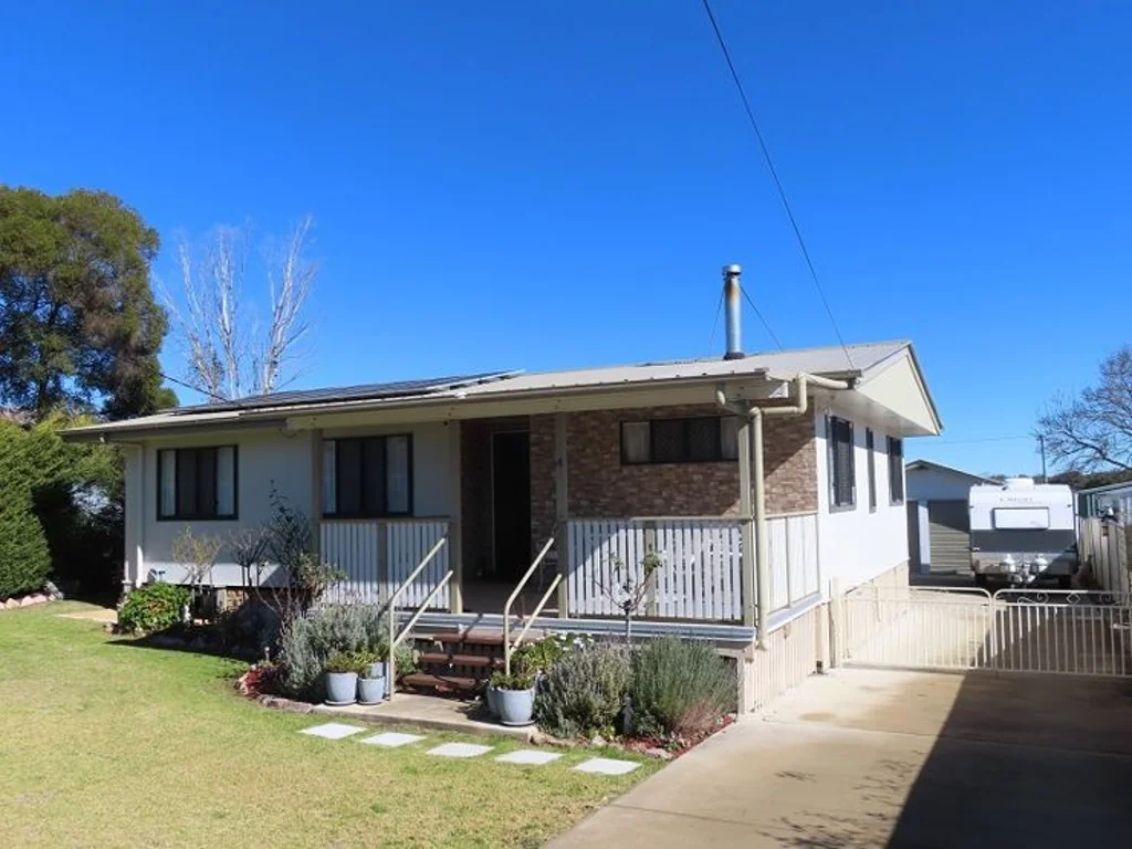 4 Thorpe Street, Stanthorpe, QLD 4380