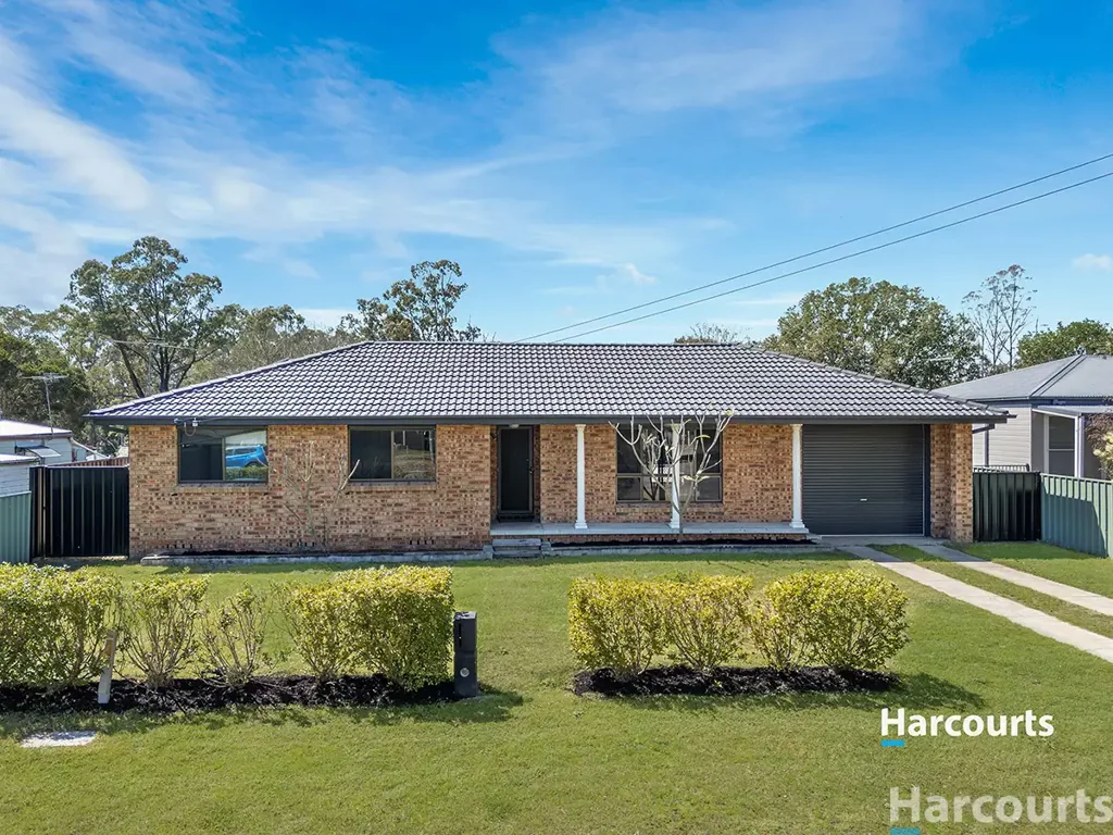 Clarence Town 3બેડરૂમ Neat, Practical & Ready to Enjoy – Big Backyard, Brilliant Shed