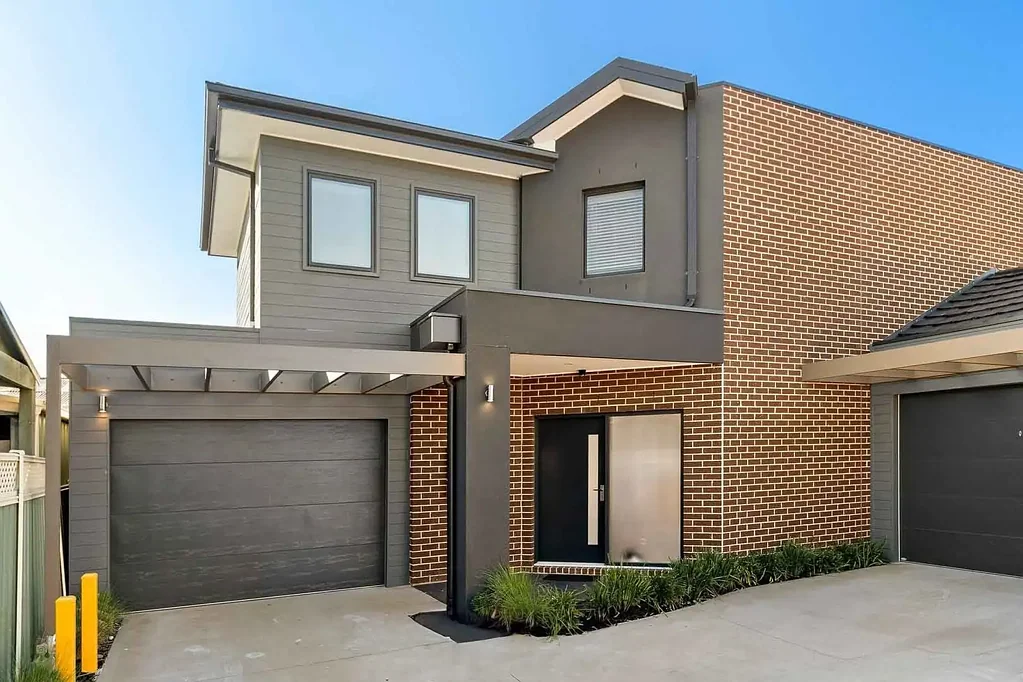 Spacious 3-Bedroom Townhouse