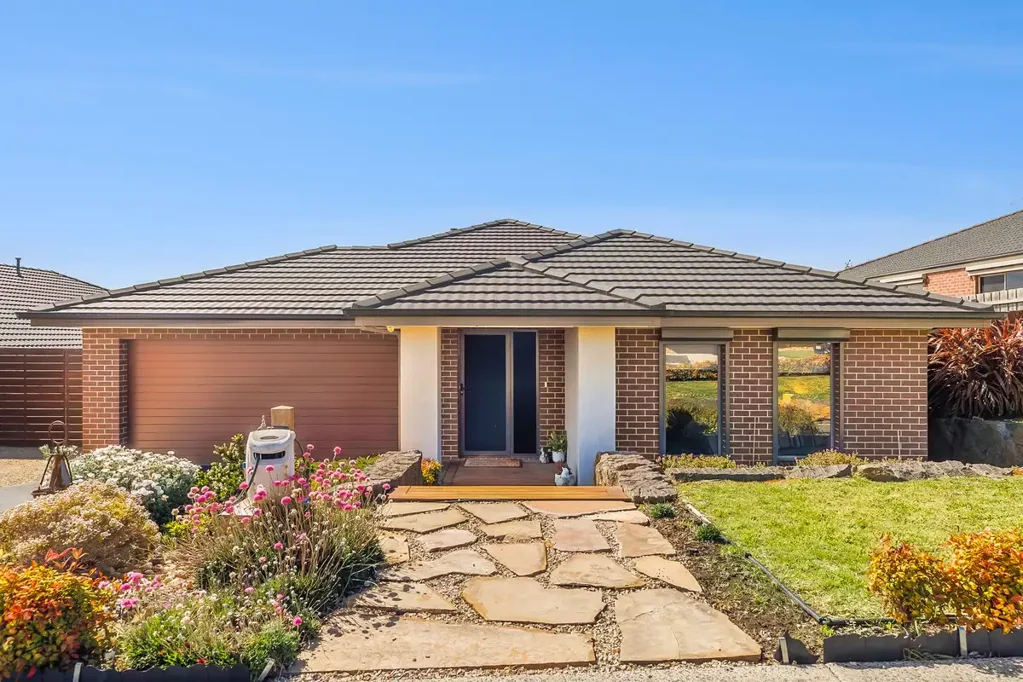 Gisborne 4部屋 Spacious, Stylish, and Perfectly Positioned in the Rosehill Estate