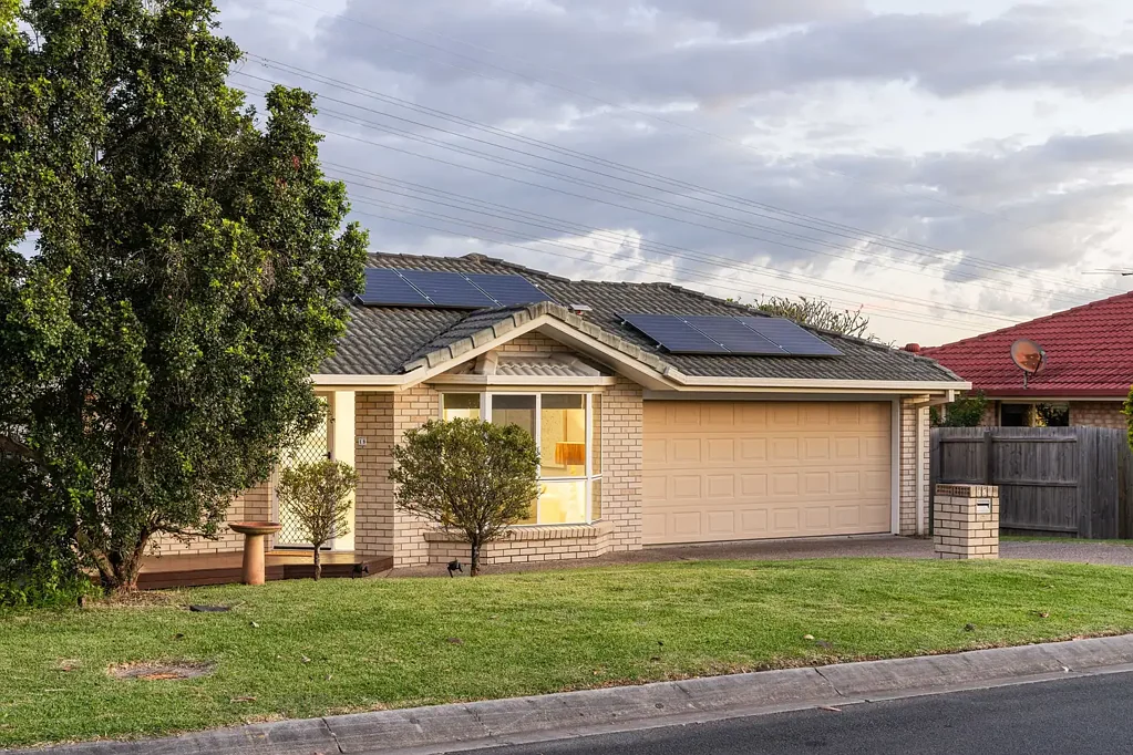 19 Chapman Place, Oxley, QLD 4075