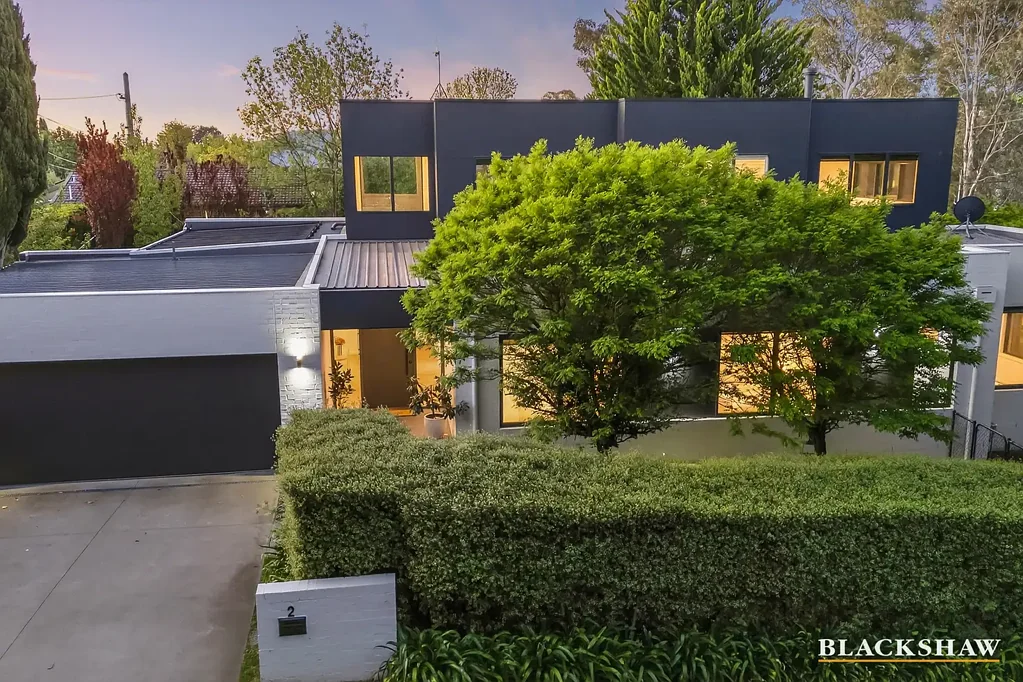 Red Hill 4બેડરૂમ Architectural elegance meets sundrenched entertaining