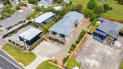 305 Main Road, Tairua, Thames-Coromandel, Waikato, 9 Bedrooms, 5 Bathrooms, Home & Income